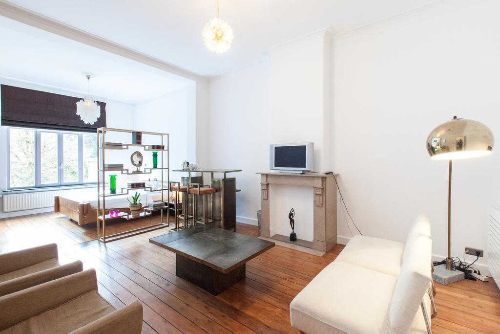 B&B Quatre20Cinq Antwerp Luaran gambar